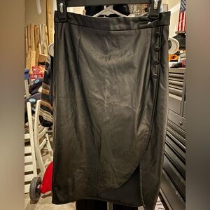 SHEIN Black Button-Detail Midi Skirt